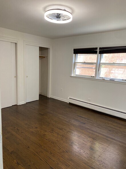 Building Photo - 6819 W 79th St