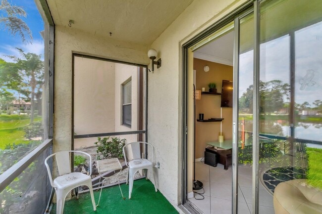 Building Photo - 7101 Golf Colony Ct