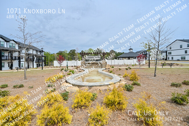Building Photo - 1071 Knoxboro Ln