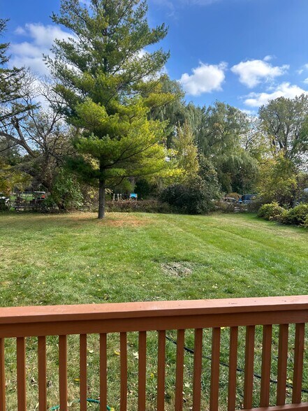 Building Photo - 2138 N Center Rd