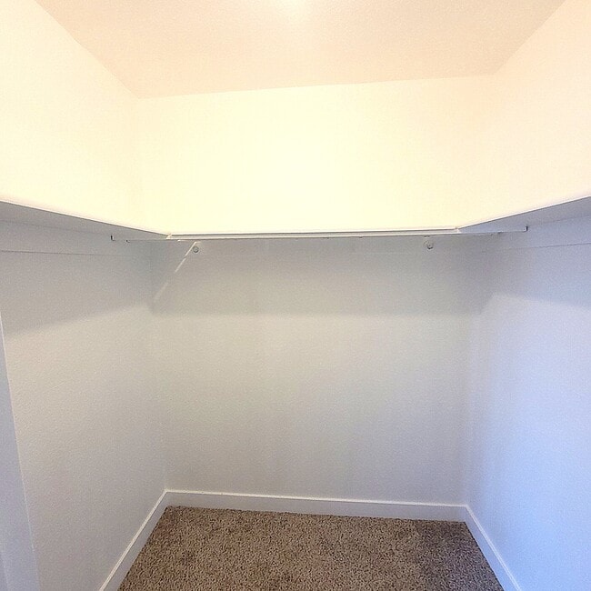 Building Photo - 3131 W Cochise Dr