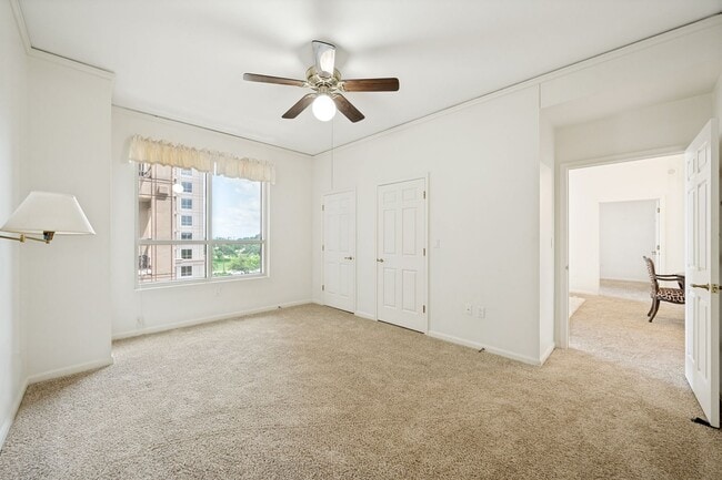 Building Photo - Two Bedroom Condo in Senior Living