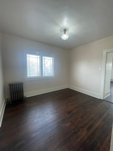 Building Photo - 264 E 4800 S