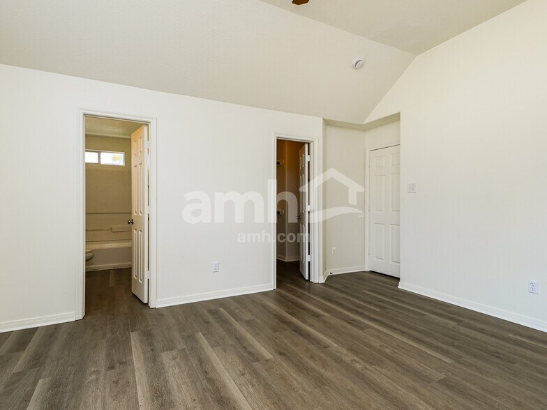 Building Photo - 13741 Bighorn Trail