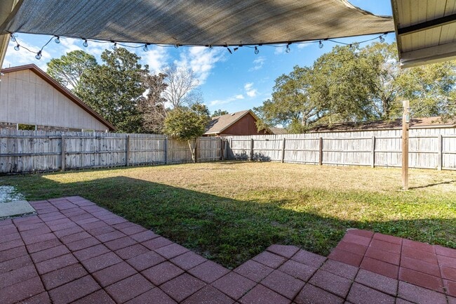 Building Photo - Great Cul-De-Sac Location in Fort Walton B...