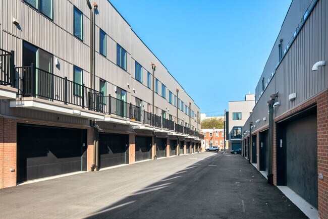 Building Photo - Pennsport Townhome with Garaged Parking