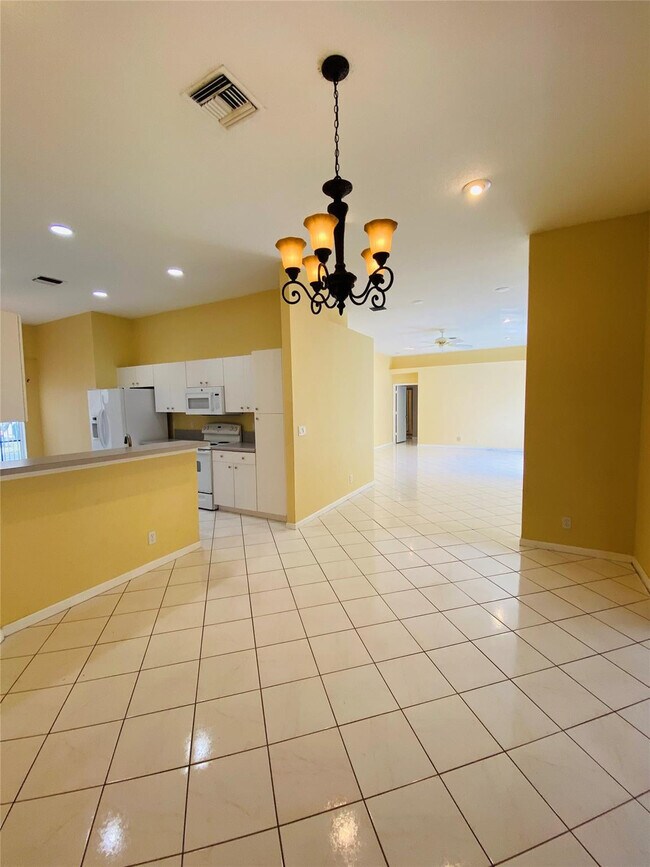 Building Photo - 3595 Sahara Springs Blvd