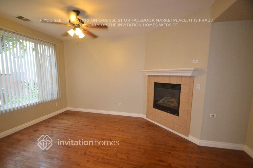 Building Photo - 9167 S Cullen Wy