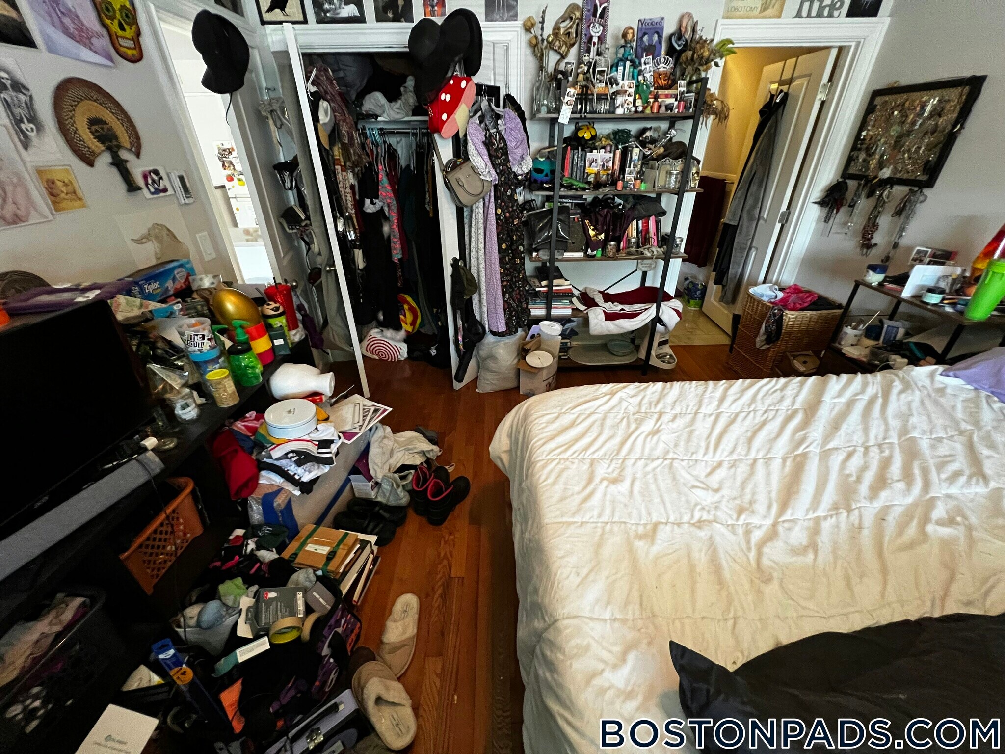 Building Photo - 134 Summer St