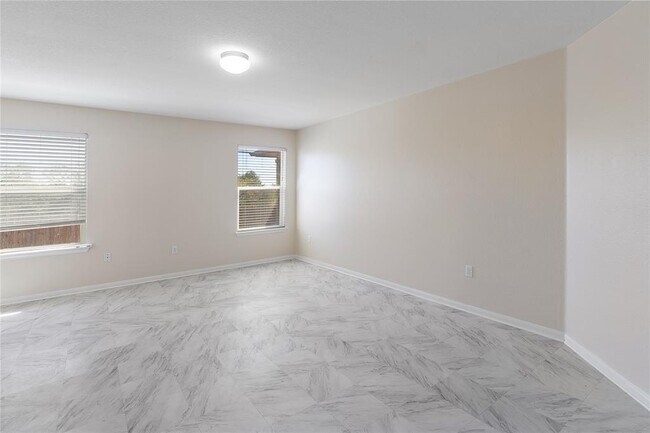 Building Photo - 18436 Weatherby Ln