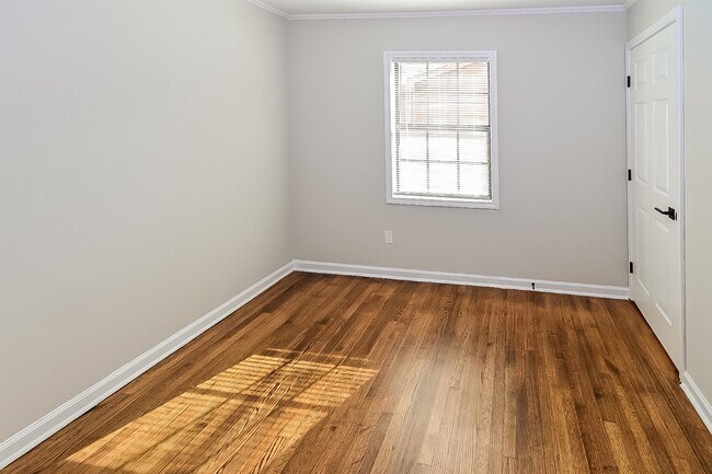 Building Photo - 1776 Tahiti Ln
