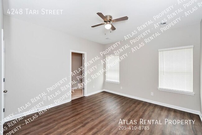 Building Photo - 4248 Tari St