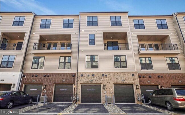 Building Photo - 7512 Sawyer Farm Wy