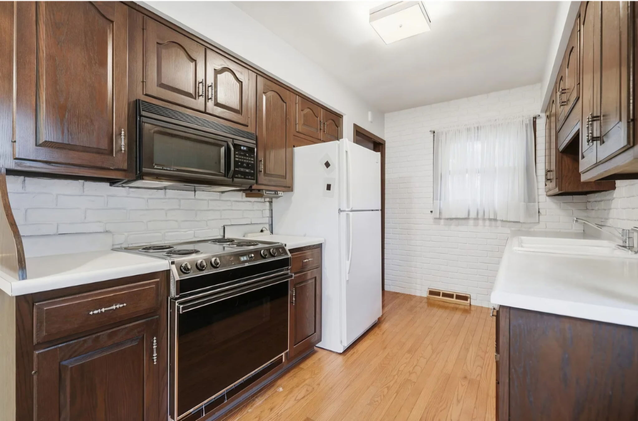 Building Photo - 964 Cimarron Dr