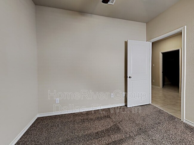 Building Photo - 5121 Pleasant Springs Ct