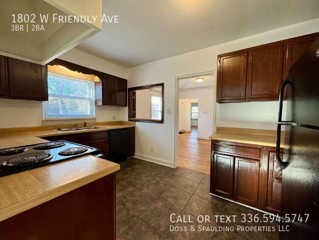 Building Photo - 1802 W Friendly Ave