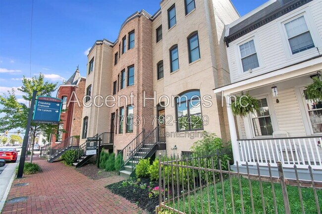 Building Photo - 210 S Patrick St