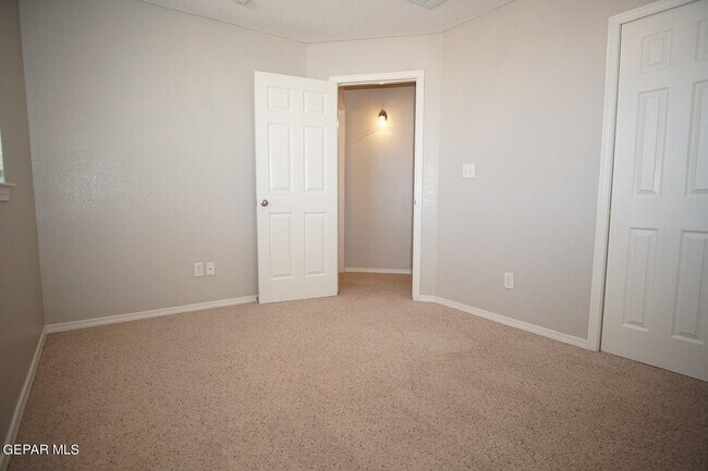 Building Photo - 11912 Mesquite Bush Dr