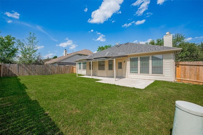 Building Photo - 301 Cedar Branch Dr