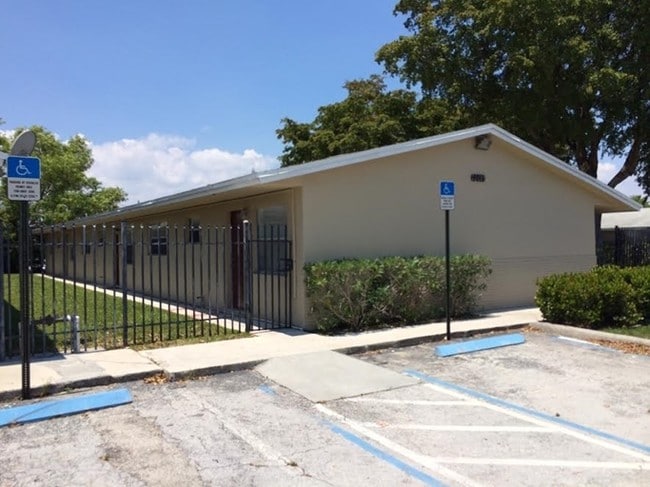 Primary - Pompano Garden Villas