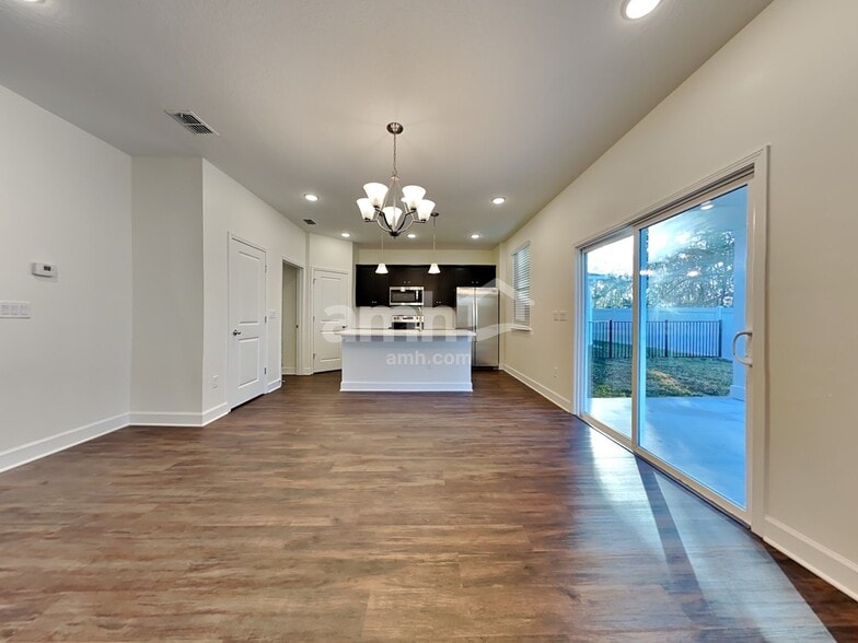 Building Photo - 10717 Coleman Rd