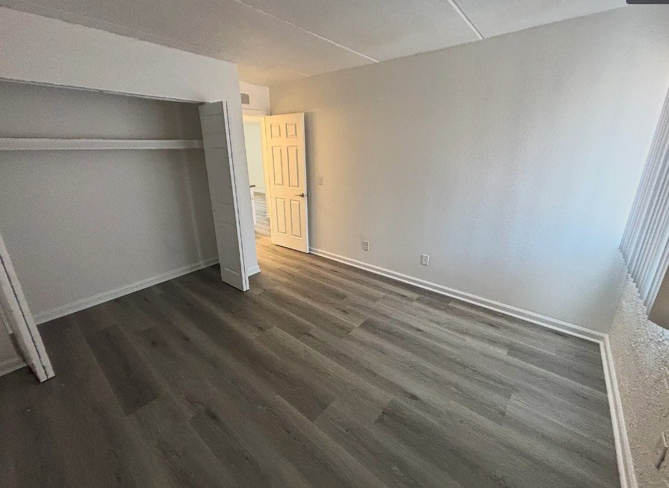 Building Photo - 7110 E Continental Dr