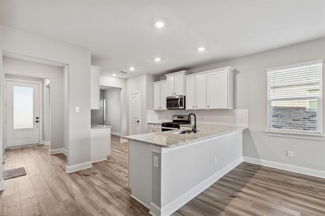 Building Photo - 929 Emerson Dr