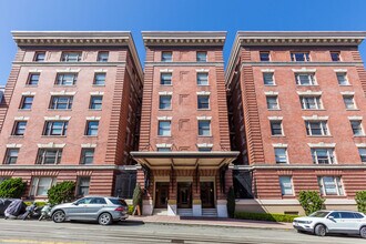 Building Photo - 1369 Hyde