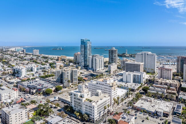 Building Photo - 140 Linden Ave