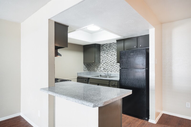Building Photo - 2835 Villa Creek Dr