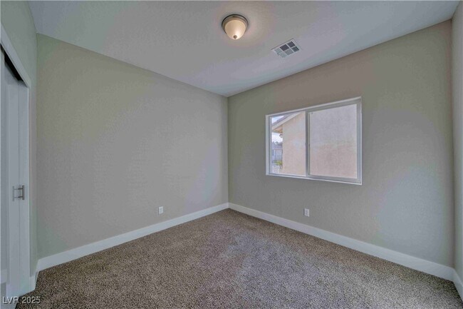 Building Photo - 610 San Lorenzo St