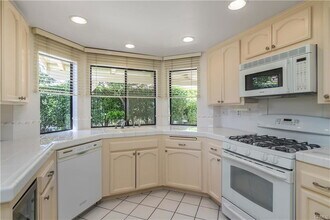 Building Photo - 12235 Shady Hollow Ln
