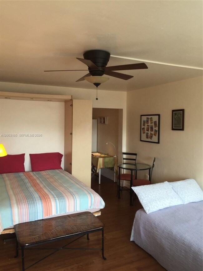 Building Photo - 900 Euclid Ave