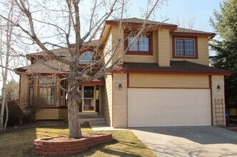 Building Photo - Beautiful Single Family Living In South Su...
