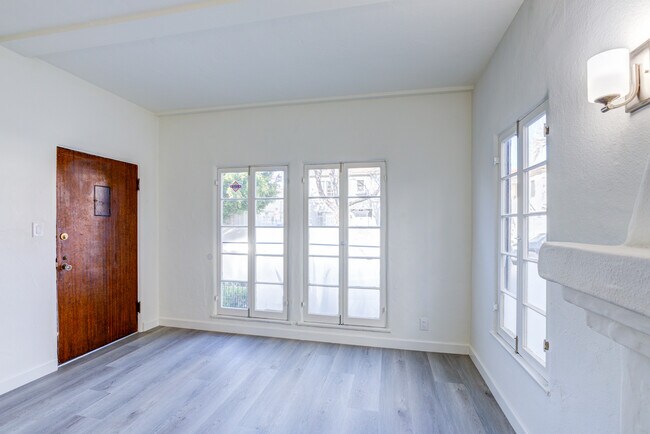 Building Photo - 6238 Orange St