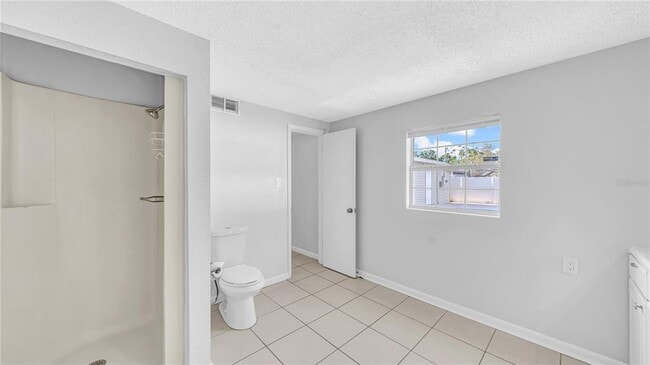 Building Photo - 7515 17th Ln N