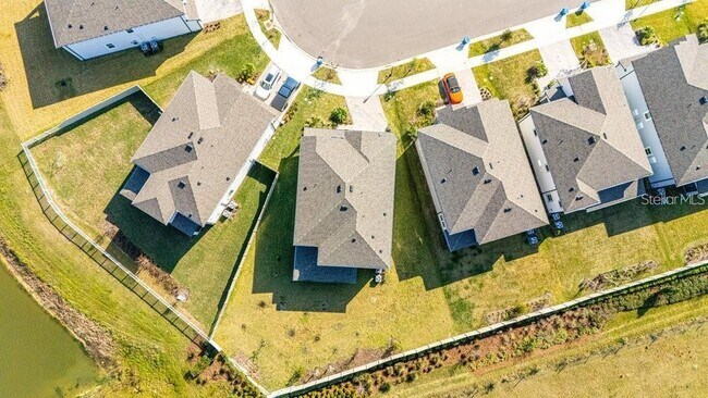 Building Photo - 7815 Bronze Oak Dr