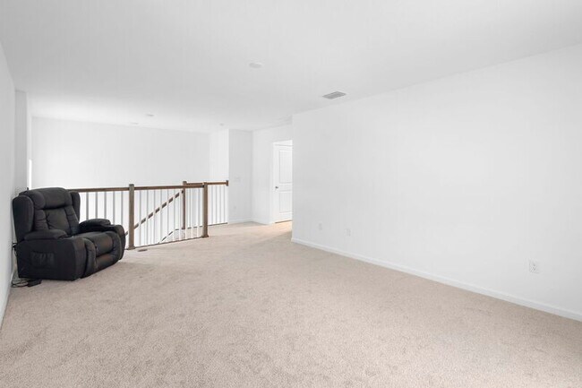 Building Photo - 13053 Pergola Ave