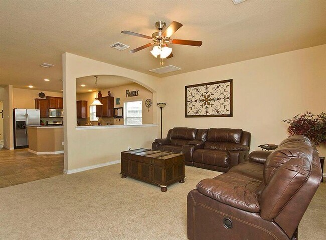 Building Photo - 20920 Windmill Ranch Ave
