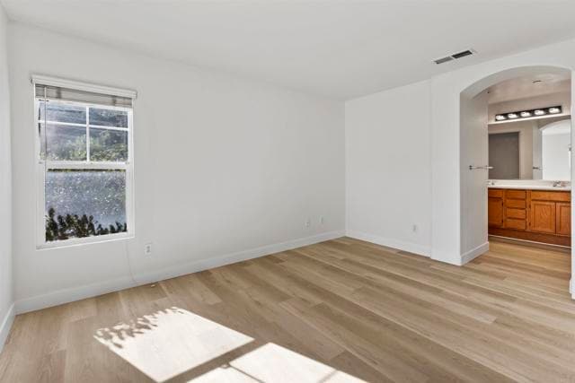 Building Photo - 295 Churchill Ln