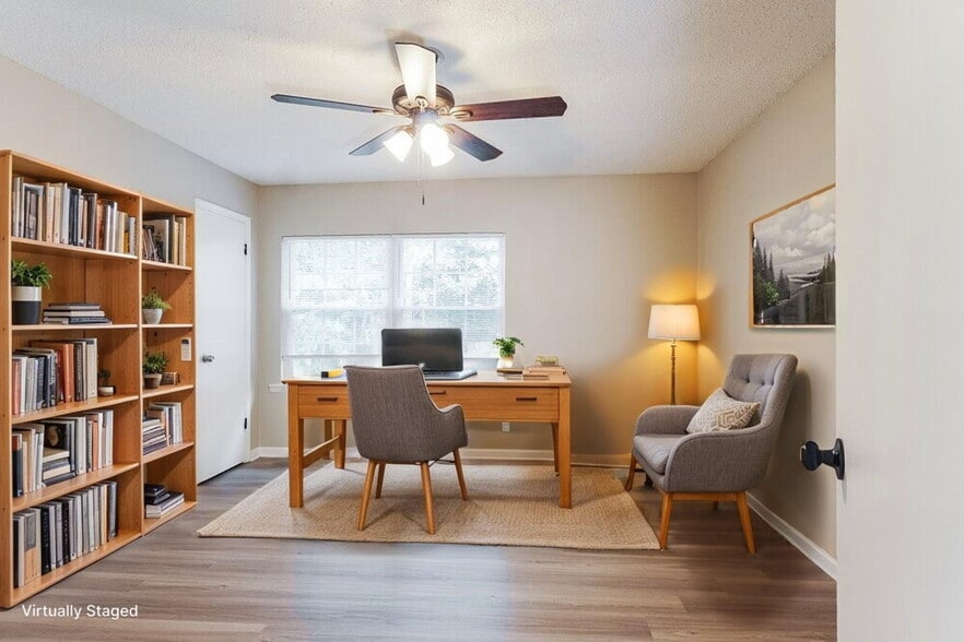 Building Photo - 904 Cedar Crest Dr