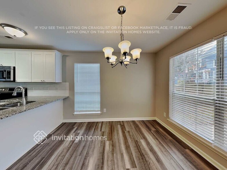 Building Photo - 9040 Little Hampton Pl