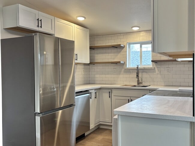 Building Photo - 2503 N Madelia St