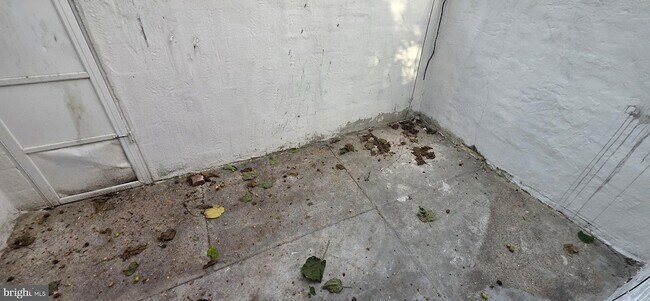 Building Photo - 1438 S Marston St