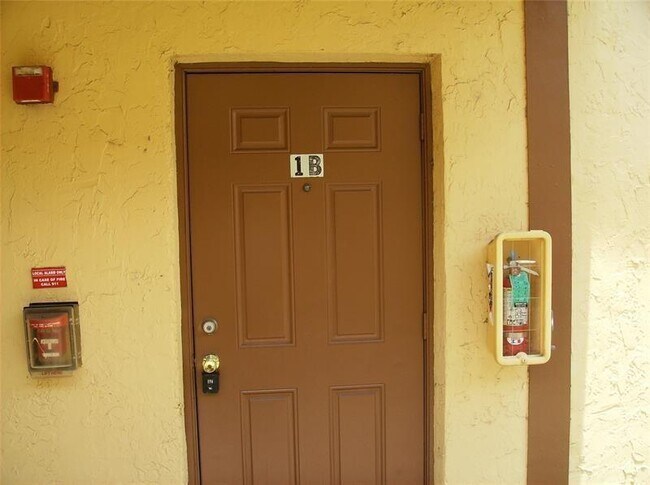 Building Photo - 2814 NW 55th Ave