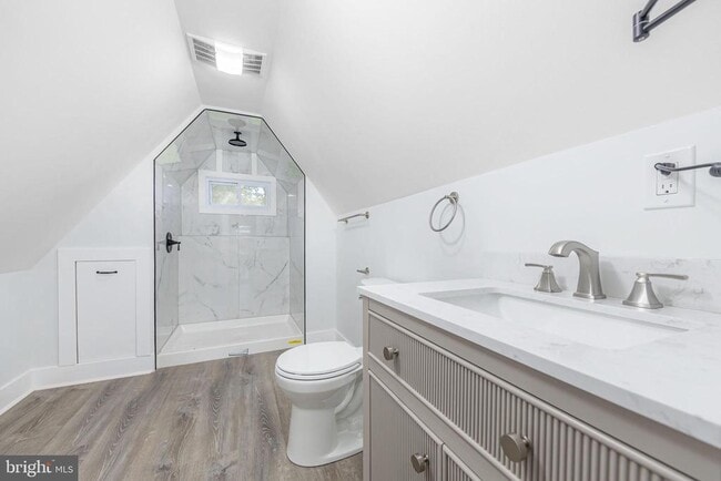 Building Photo - 3547 Finlaw Ave