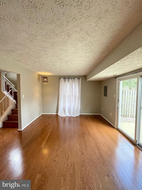 Building Photo - 5737 Independence Cir
