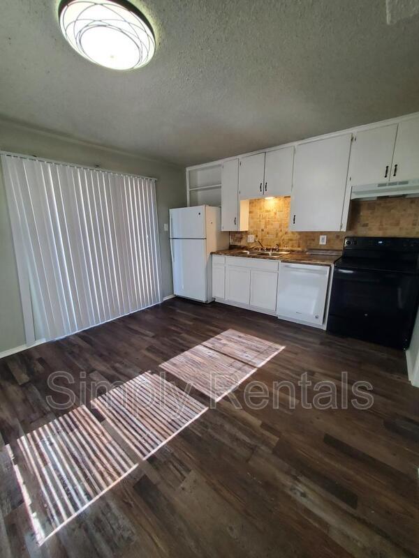 Building Photo - 400 Bill Bradford Rd