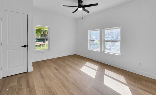 Building Photo - Newly remodeled 4BD 2BA home in Waco
