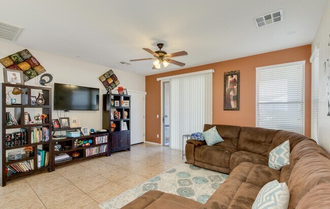 Building Photo - 14586 W Port Au Prince Ln